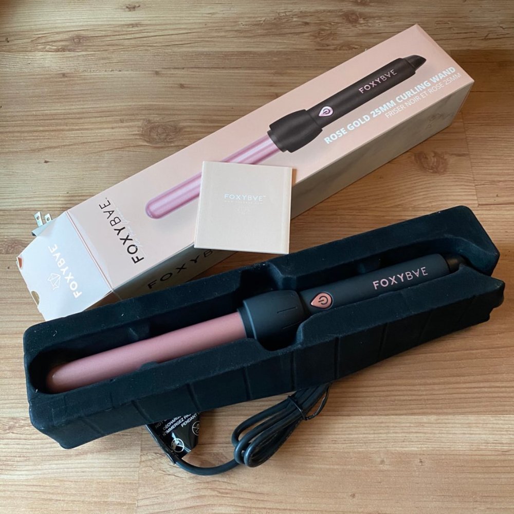 BRAND NEW FOXYBAE rose gold 25mm curling wand